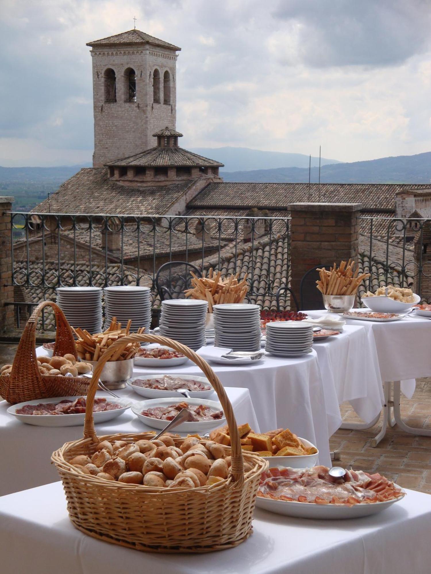 Giotto Hotel & Spa Ассізі Екстер'єр фото