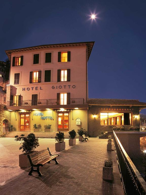 Giotto Hotel & Spa Ассізі Екстер'єр фото